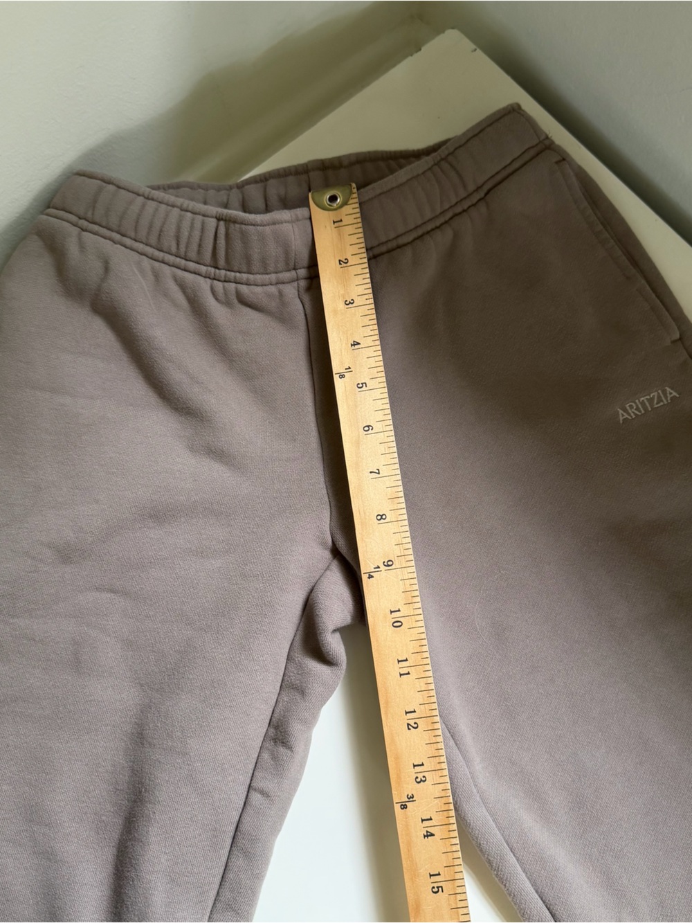 Aritzia Sweatpants Cozy Sweatfleece Mega Straight Sweatpant Taupe Brown Size XS - Picture 9 of 10